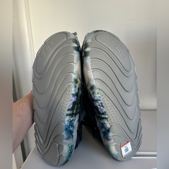 NWOT UGG x Collina Strada Ruffle Boot - 10 - Picture 4 of 4